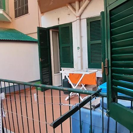 Stanza Privata In Appartamento Per Smart Working, Digital Nomads O Coliving Палермо Екстер'єр фото