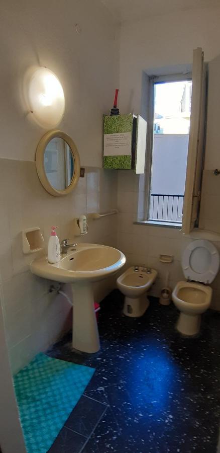 Stanza Privata In Appartamento Per Smart Working, Digital Nomads O Coliving Палермо Екстер'єр фото